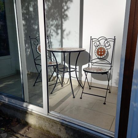Petit Studio Parmi Les Pins Et Les Cypres Marseille Exteriör bild